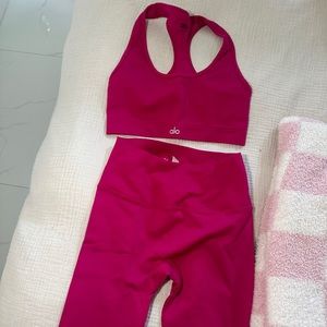 ALO YOGA PINK WORKOUT SET